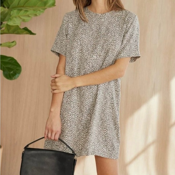 Jenni Kayne Micro Leopard Print Shift Shirt Dress - Picture 1 of 9